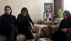  همسر شهید حمیدرضا الداغی:  / حمید بسیجی نبود..خواهشمندم حمید را  به سیاست نچسبانید
