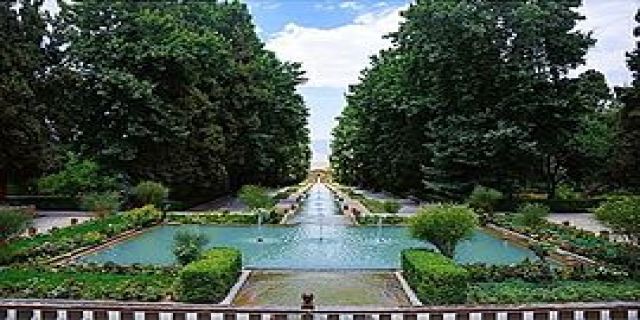 اینجا گلخانه است یا باغ بهشت  +  فبلم