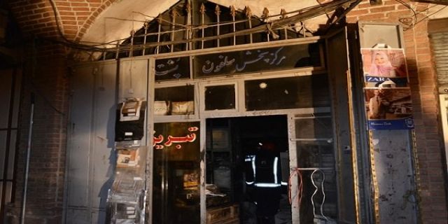  فرماندار تبریز: علت آتش‌سوزی بازار تبریز، اتصال برق بود