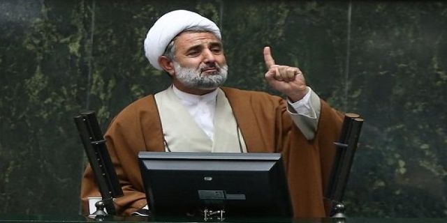 رئیس کمیسیون امنیت ملی: از مذاکره استقبال می‌کنیم؛ اگر آمریکا می‌خواهد به گفتگو بازگردد، باید بداند که این مذاکره در قالب برجام انجام می‌شود / مجلس بدون لغو تحریم‌ها مانع گفتگوی ایران و ۱+۵ می‌شود 