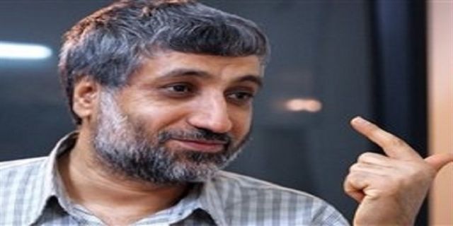 ابراهیم فیاض در گفتگو با دانا: کرباسچی می خواهد روحانی را از خاتمی جدا کند/ خاتمی موافق روحانی نبود/ دولت روحانی به شدت ویرانگر است...غلامحسین کرباسچی به عنوان دبیرکل کارگزاران طی گفتگویی نبود رهبری از سوی خاتمی در جریان اصلاحات را مطرح کرد که همین مسئله با واکنش‎‌های مختلفی مواجه شد.