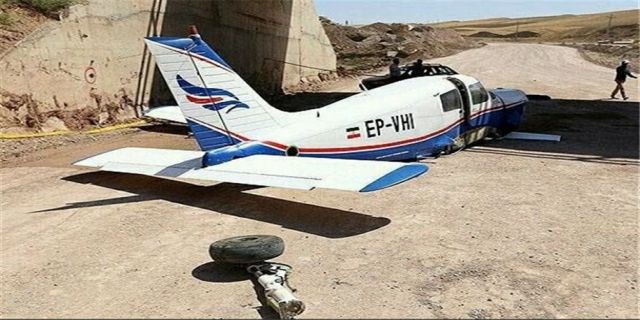  بخشدار ایوان‌کی: سقوط هواپیمای آموزشی در گرمسار / ۲ نفر جان باختند+عکس