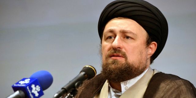  آیت الله سید حسن خمینی: امام به اندازه ای که به استکبار حمله کرد، به تحجر هم حمله کرده است، ولی تلویزیون را که باز می کنید فقط مورد اول را می شنوید
