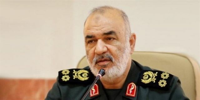 سرلشکر سلامی: آمریکا می‌داند حمله به آرامکو کار انصارالله است/ برخی کشورها خوب موشک می زنند اما در برابر یک موشک فرو می پاشند
