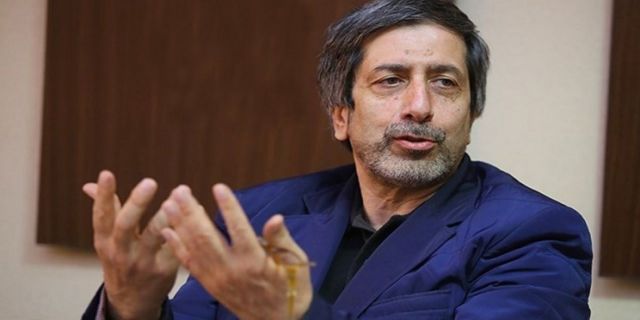 غلامرضا ظریفیان، فعال سیاسی اصلاح‌طلب در گفتگو با «انتخاب»: مخالفت اصولگرایان با کناره گیری روحانی، نوعی فرار به جلو است؛ آنها قبلا بیشترین هتاکی و توهین به یک رئیس‌جمهور را ایراد کرده‌اند / تصور می‌کنند حافظه تاریخی جامعه ضعیف است / تندروهایی که علیه دولت روحانی تیترهای تند می‌نوشتند، اکنون رنگ عوض کرده اند / شعارهای به ظاهر دلسوزانه و منحرفانه هیچ دردی از جامعه دوا نخواهد کرد