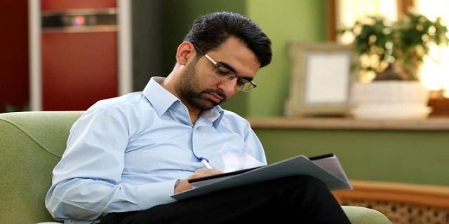 بازار داغ تحلیل‌های انتخابات ریاست جمهوری ۱۴۰۰/ آذری جهرمی؛ امانوئل ماکرون ایران می‌شود؟