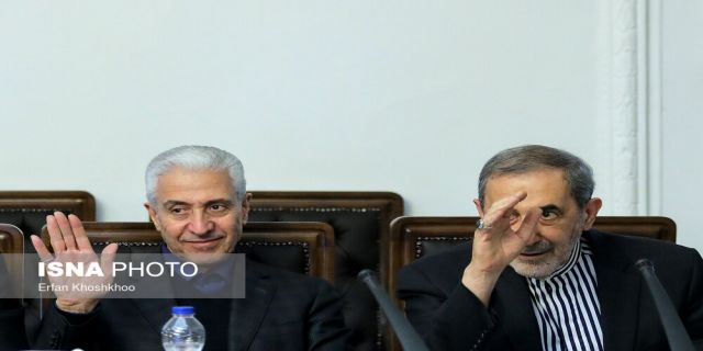  از سوی وزیر علوم صورت گرفت ، درخواست افزایش حقوق 50 درصدی برای کارکنان غیرهئیت علمی دانشگاه ها....دانشگاه آزاد را شامل نمیشود 