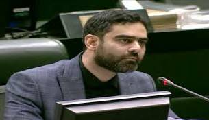 ثابتی گفت: چند ساعت تاخیر در مسدودسازی اینترنت موجب ضرر میدانی می‌شود از وزیر اطلاعات می‌خواهم توضیح دهد. 