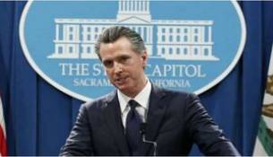 نشان دادن نقطه     ضعف         به ترامپ  یک ترسوی بزدل را به مهاجم تبدیل می کند این را گوین کریستوفر نیوسام سیاستمدار دموکرات خوب فهمیده است کوین نیوسام گفت: «او در سوءاستفاده از نقاط ضعف مهارت دارد، اما وقتی به صورتش مشت زده می‌شود، عقب‌نشینی می‌کند. شما نمی‌توانید همه طرف‌ها را بازی دهید. دیگر این تعارفات بس است. از تلاش برای آرام کردن او دست بردارید. آتش را با آتش خاموش کنید.»