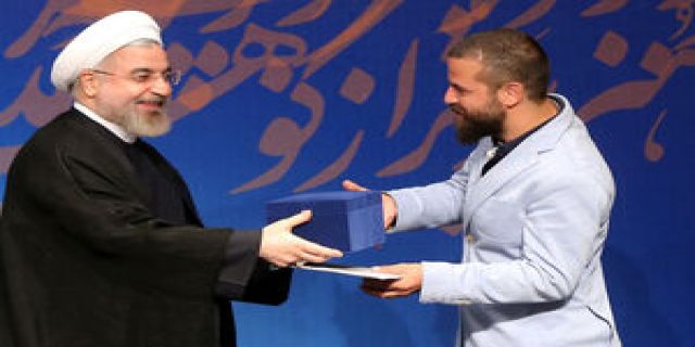 یاد چای دبش بخیرزمان خدا رحمتی سید ابراهیم رییسی  ؟«هومن سیدی»؛ رتبه یک رانت حکومتی با ژست اپوزیسیون/ آیا با هلدینگ گلرنگ هم مانند ساعدی‌نیا برخورد می‌شود؟...سید عبدالجواد موسویپاسخ می دهد 