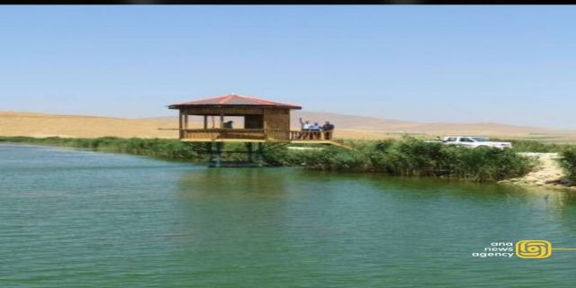 تالاب سولدوز نقده پس از ۱۵ سال سرریز شد رئیس اداره حفاظت محیط زیست نقده: آب مازاد این تالاب به سمت دریاچه ارومیه هدایت می‌شود.