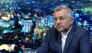  این قدرت ایستادن در برابر  قانون  برای  عزیزان  پایداری  چگونه شکل گرفت   ای کاش برای تنبیه  حصر خانگی شوند معاون وزیر خارجه: وقتی بعضی از مخالفت‌ها با مذاکره را می‌خوانم، واقعاً با خودم فکر می‌کنم این دوستان در چه جهانی زندگی می‌کنند / اینها از اقتصاد ایران هم هیچ تحلیلی ندارند / شکاف‌های اجتماعی، سرمایه اجتماعی، انسجام ملی، هیچ‌کدام برایشان موضوعیت ندارد 